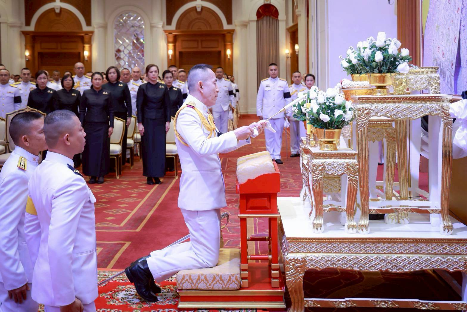 ๓๕ พิธีบำเพ็ญกุศลสตมวาร เพื่อถวายเป็นพระราชกุศลแด่สมเด็จพระนางเจ้าสิริกิติ์ พระบรมราชินีนาถ พระบรมราชชนนีพันปีหลวง ในวาระครบ ๑๐๐ วัน แห่งการสวรรคต