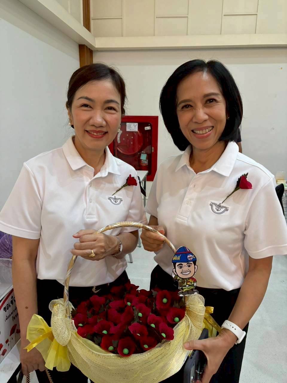 ๓๗ กิจกรรมเยี่ยมบำรุงขวัญทหารผ่านศึกที่เจ็บป่วยและได้รับบาดเจ็บจากการปฏิบัติหน้าที่