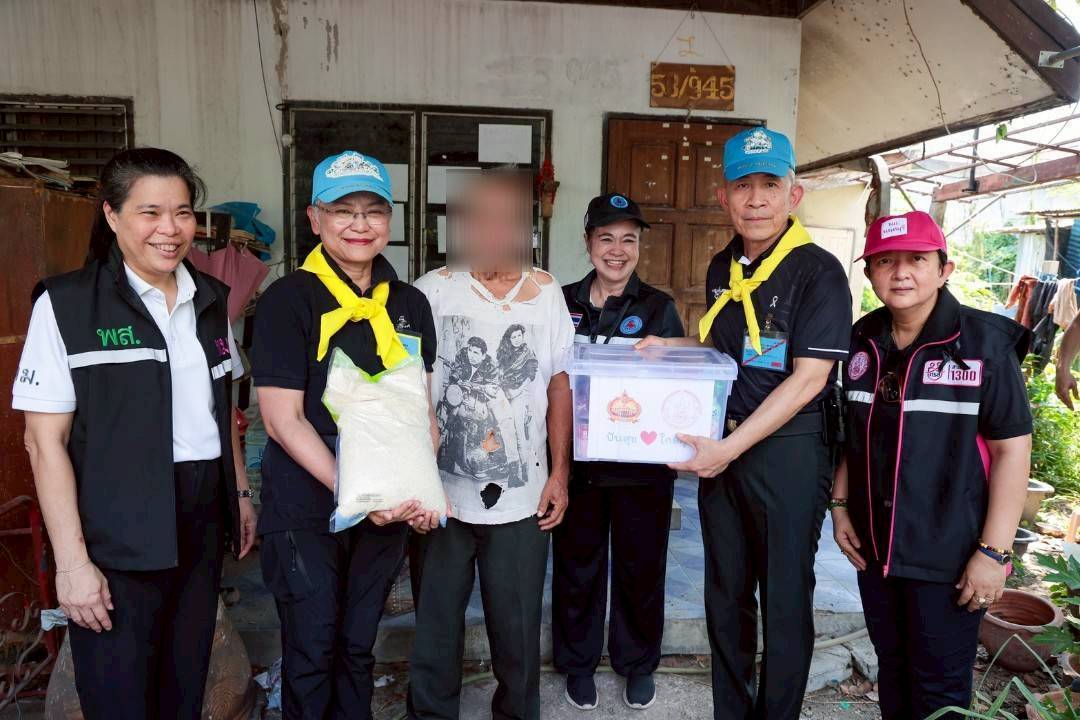 ๔๘ กิจกรรมโครงการจิตอาสาพัฒนา "เราทำความ ดี ด้วยหัวใจ" การบำเพ็ญสาธารณประโยชน์และสาธารณกุศล เนื่องในวันคล้ายวันพระราชสมภพสมเด็จพระกนิษฐาธิราชเจ้ากรมสมเด็จพระเทพรัตนราชสุดาฯ สยามบรมราชกุมารี และวันคล้ายวันสถาปนากระทรวงกลาโหม ครบรอบ ๑๓๙ ปี