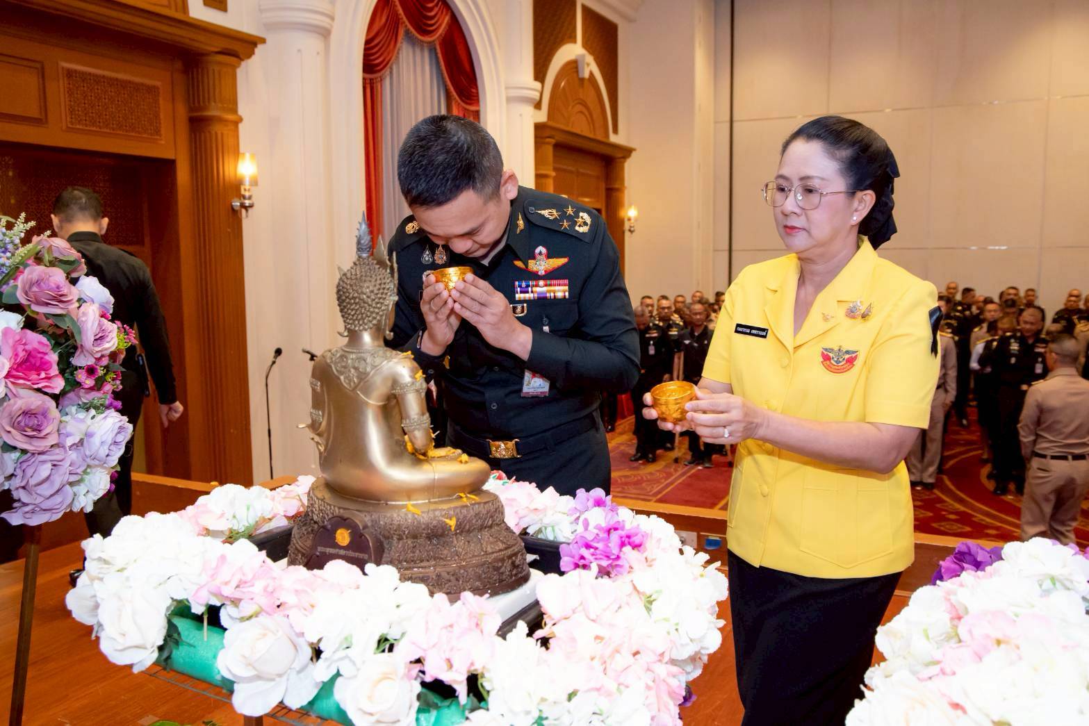๕๐ พิธีสรงน้ำพระ เนื่องในเทศกาลสงกรานต์ ประจำปี ๒๕๖๙