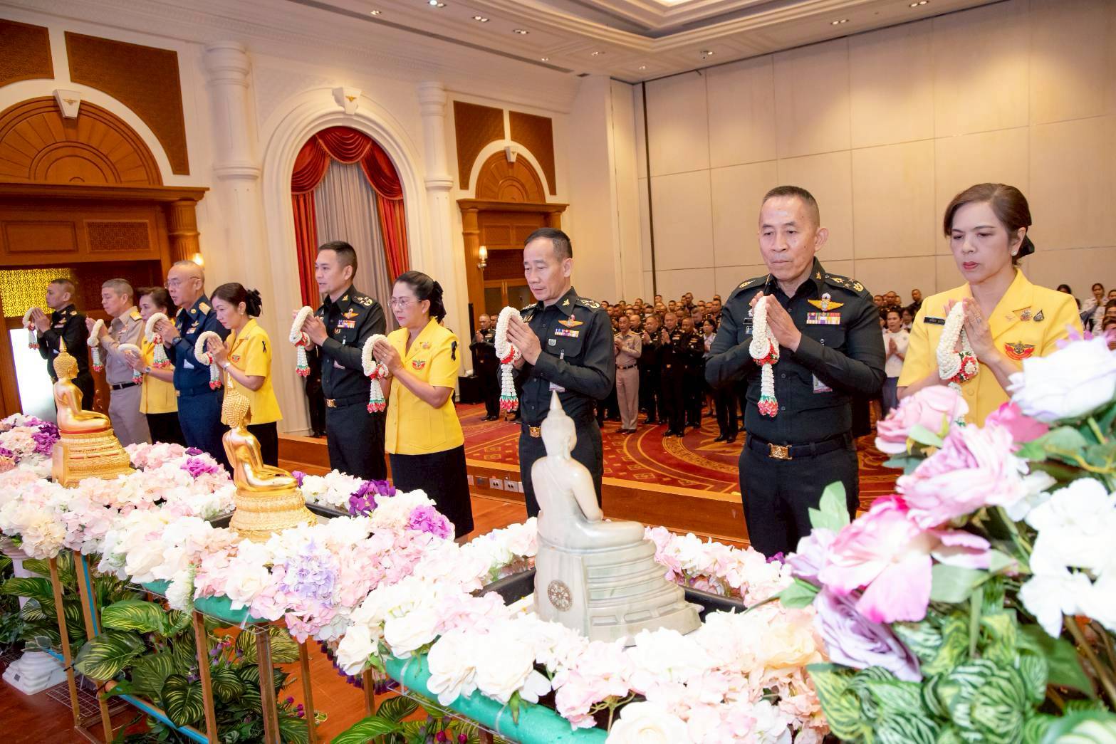 ๕๐ พิธีสรงน้ำพระ เนื่องในเทศกาลสงกรานต์ ประจำปี ๒๕๖๙