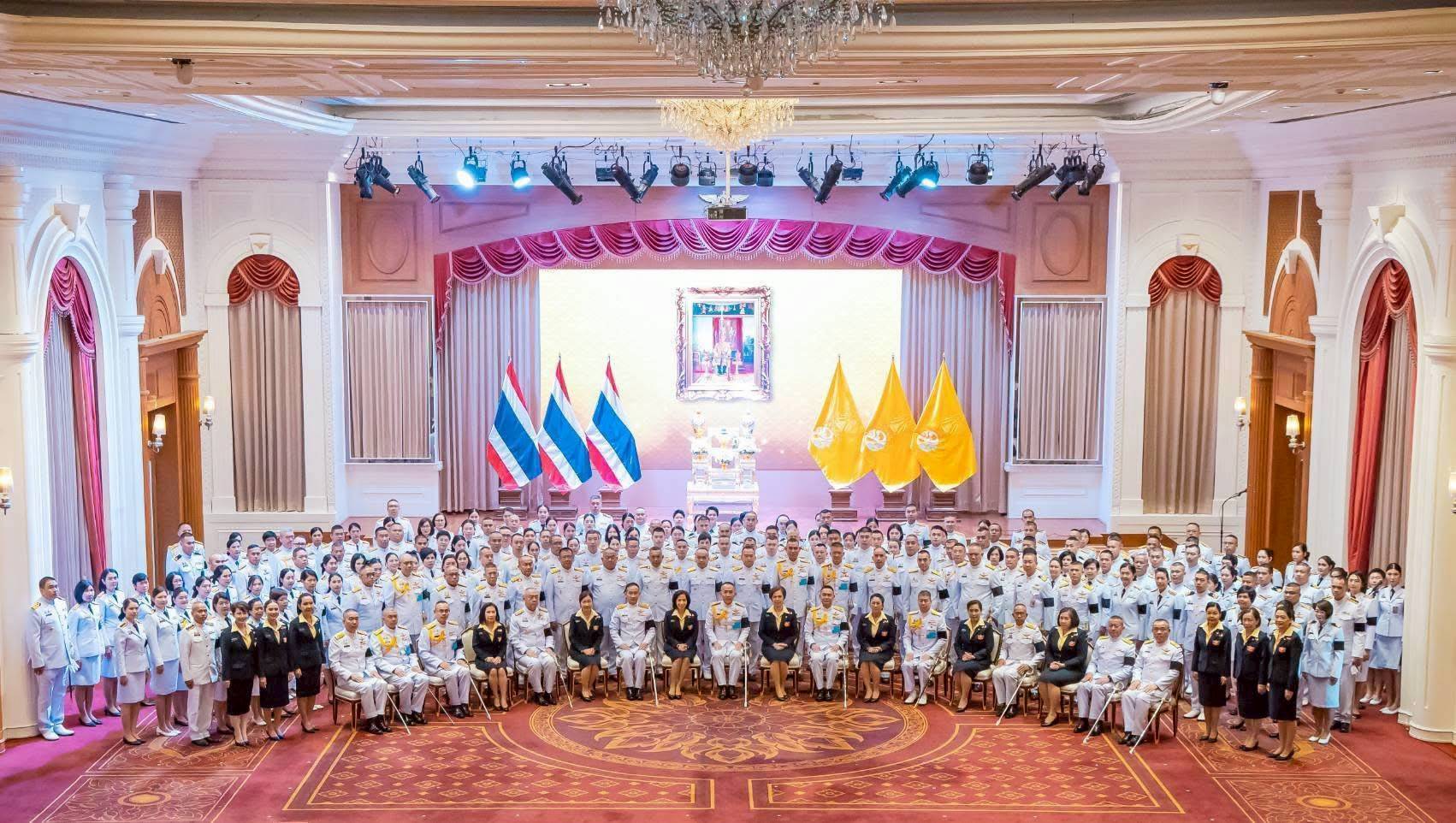 ๕๔ พิธีลงนามถวายพระพรชัยมงคลพระบาทสมเด็จพระเจ้าอยู่หัว เนื่องในโอกาสวันฉัตรมงคล (๔ พ.ค.๖๙)