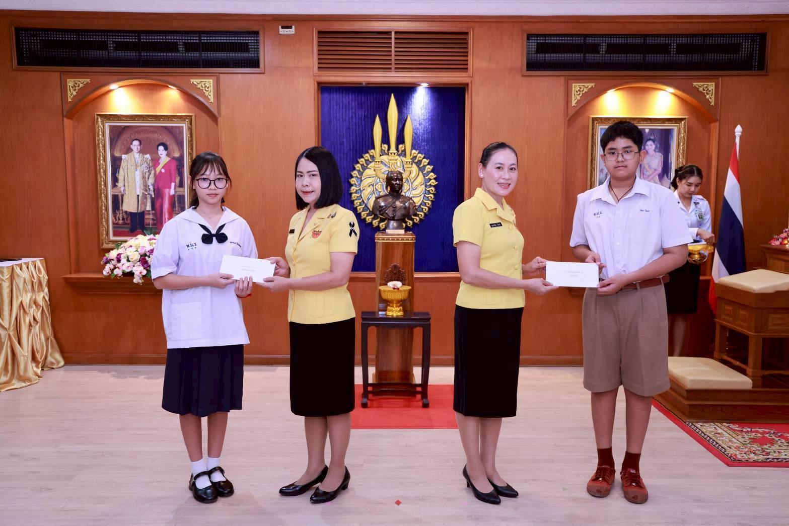 ๕๙ พิธีมอบทุนการศึกษาประเภทเรียนดี สมาคมภริยาข้าราชการสำนักงานปลัดกระทรวงกลาโหม