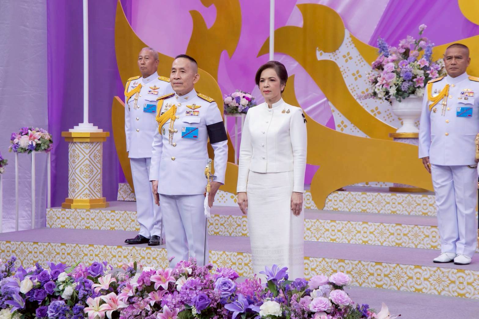 ๖๐ การบันทึกเทปโทรทัศน์อาเศียรวาทถวายพระพรชัยมงคล เนื่องในโอกาสมหามงคลเฉลิมพระชนมพรรษาสมเด็จพระนางเจ้าสุทิดา พัชรสุธาพิมลลักษณ พระบรมราชินี (กห.)