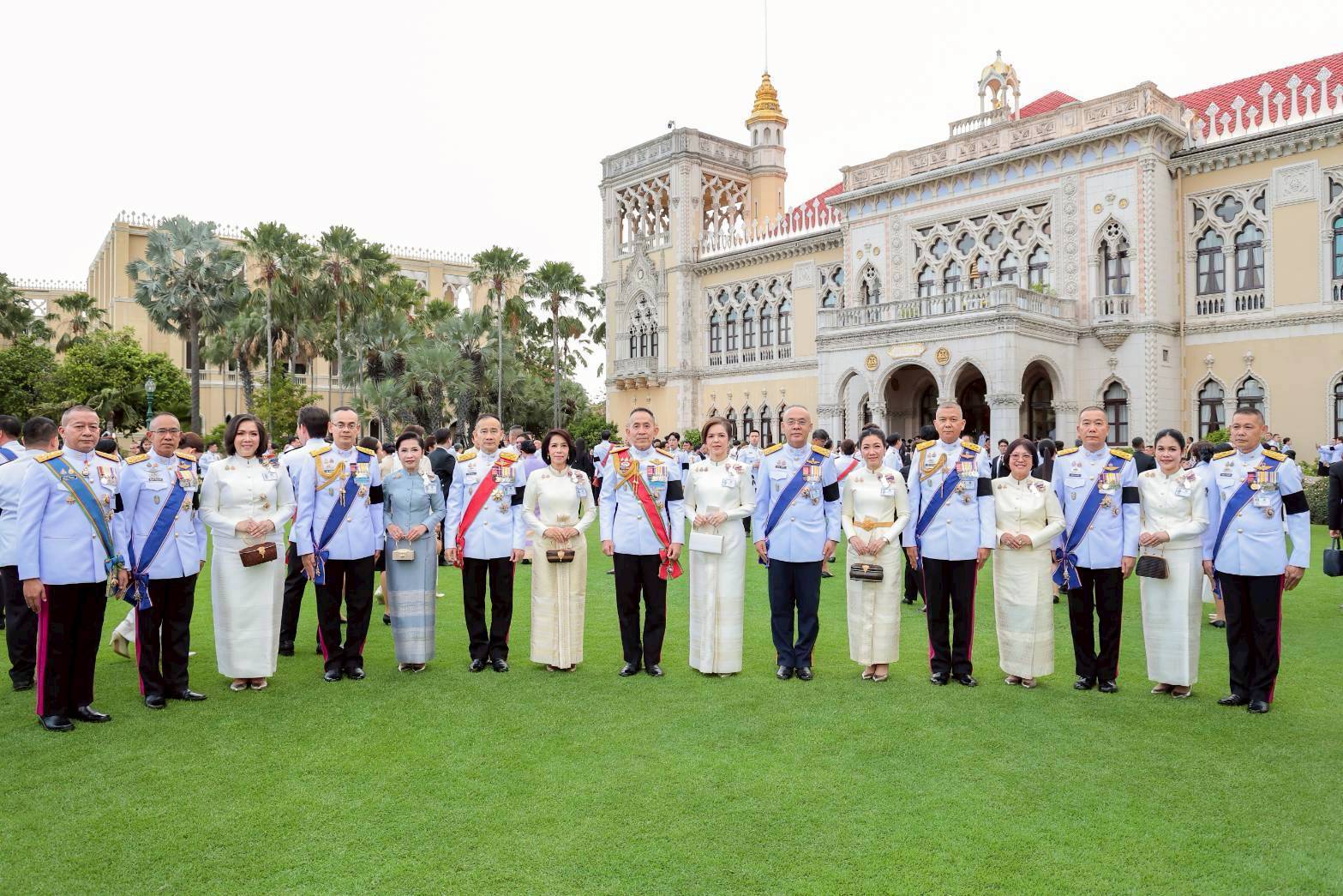 ๗๑ งานสโมสรสันนิบาตเฉลิมพระเกียรติ เนื่องในโอกาสพระราชพิธีมหามงคลเฉลิมพระชนมพรรษา ๔ รอบ สมเด็จพระนางเจ้าฯ พระบรมราชินี (๓ มิ.ย.๖๙)