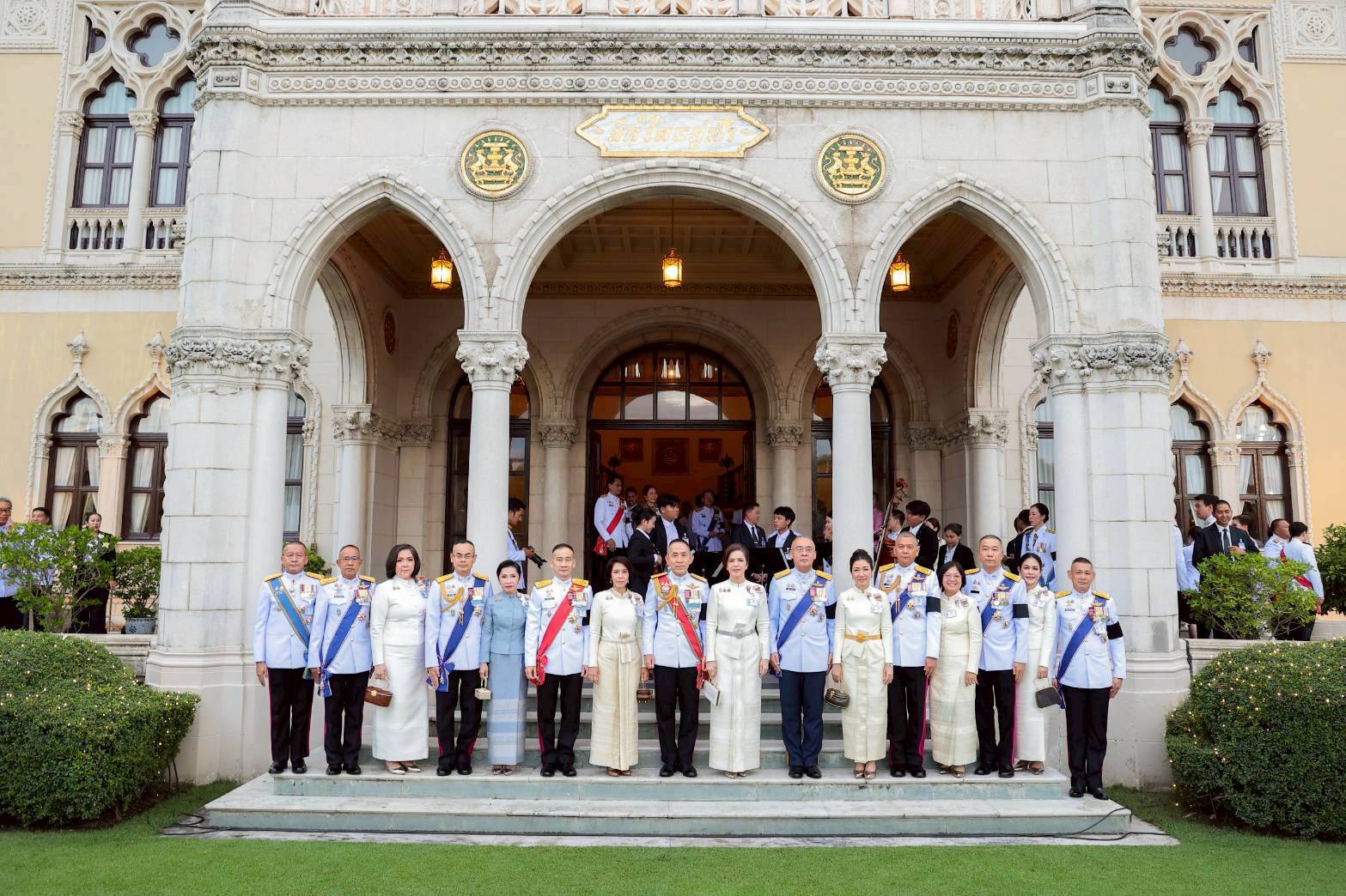 ๗๑ งานสโมสรสันนิบาตเฉลิมพระเกียรติ เนื่องในโอกาสพระราชพิธีมหามงคลเฉลิมพระชนมพรรษา ๔ รอบ สมเด็จพระนางเจ้าฯ พระบรมราชินี (๓ มิ.ย.๖๙)