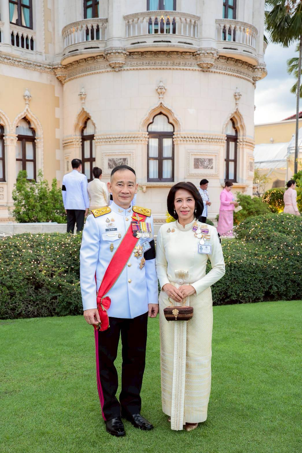 ๗๑ งานสโมสรสันนิบาตเฉลิมพระเกียรติ เนื่องในโอกาสพระราชพิธีมหามงคลเฉลิมพระชนมพรรษา ๔ รอบ สมเด็จพระนางเจ้าฯ พระบรมราชินี (๓ มิ.ย.๖๙)