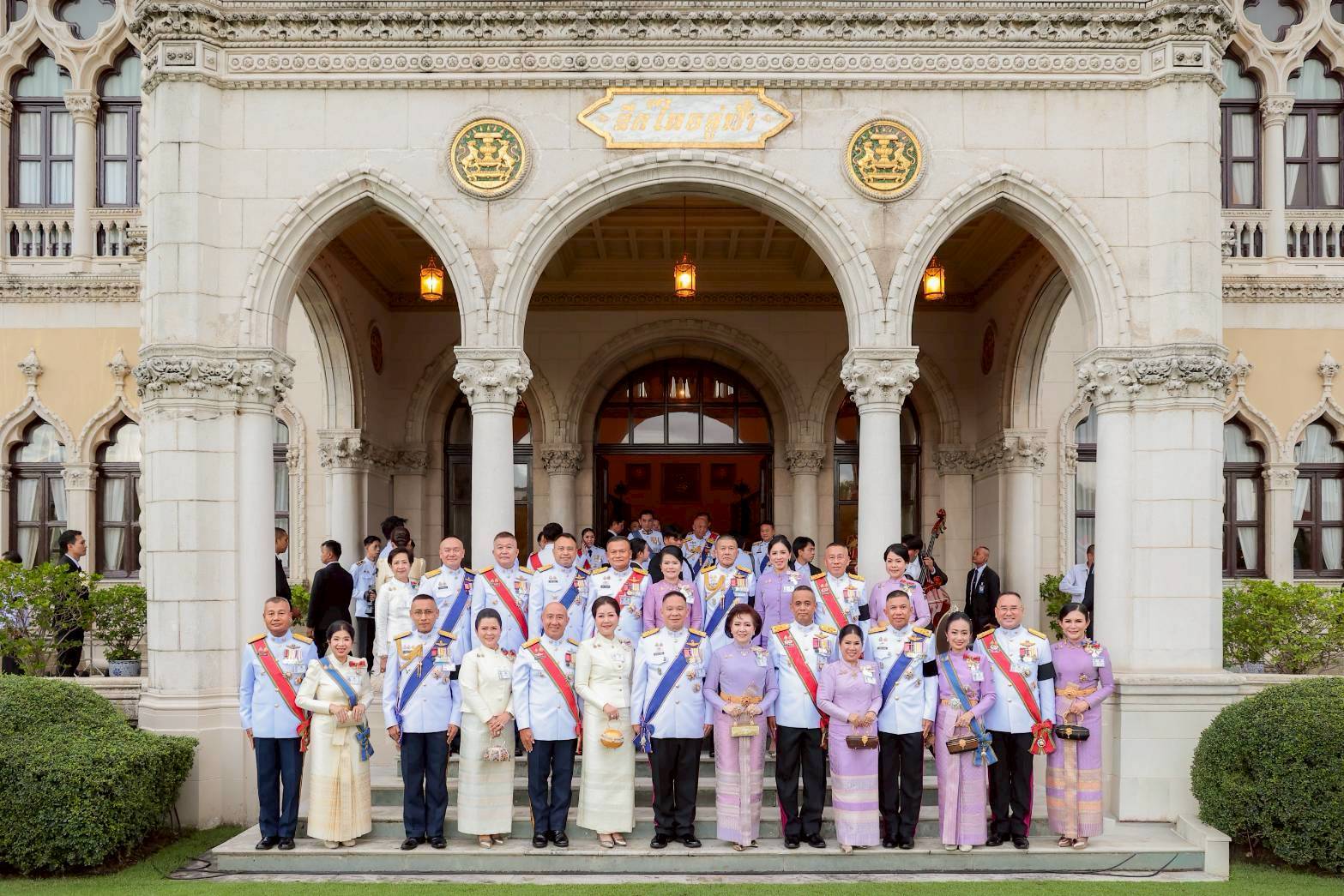 ๗๑ งานสโมสรสันนิบาตเฉลิมพระเกียรติ เนื่องในโอกาสพระราชพิธีมหามงคลเฉลิมพระชนมพรรษา ๔ รอบ สมเด็จพระนางเจ้าฯ พระบรมราชินี (๓ มิ.ย.๖๙)