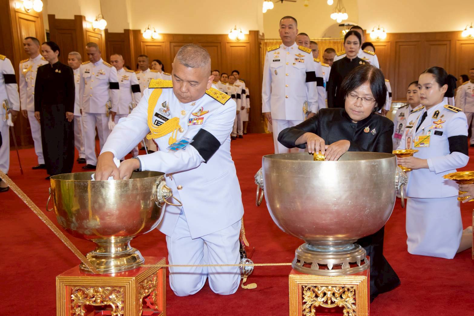 ๗๔ พิธีถวายน้ำสรงพระศพหน้าพระรูปสมเด็จพระเจ้าลูกเธอ เจ้าฟ้าพัชรกิติยาภา นเรนทิราเทพยวดี กรมหลวงราชสาริณีสิริพัชร มหาวัชรราชธิดา