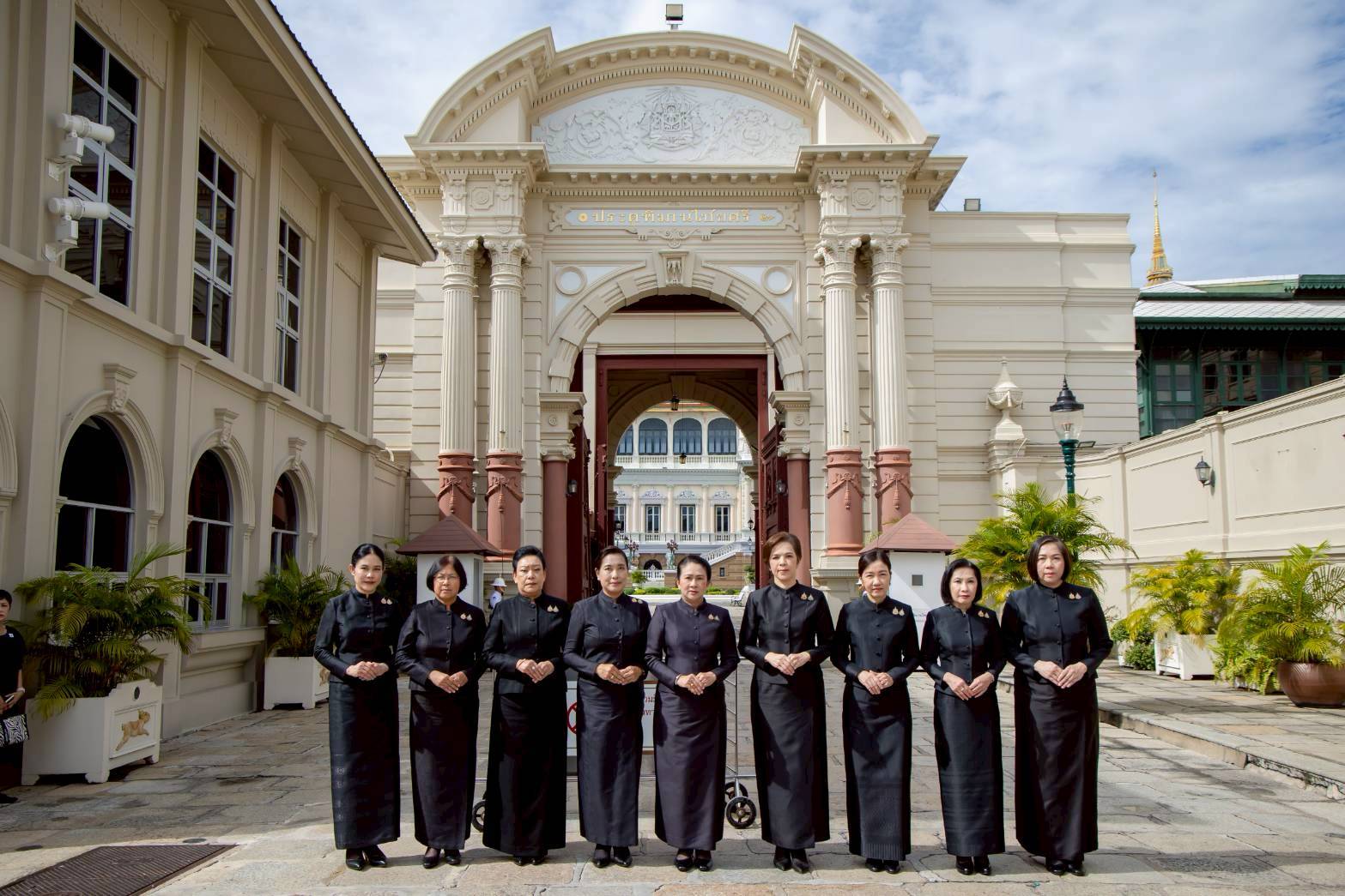๗๔ พิธีถวายน้ำสรงพระศพหน้าพระรูปสมเด็จพระเจ้าลูกเธอ เจ้าฟ้าพัชรกิติยาภา นเรนทิราเทพยวดี กรมหลวงราชสาริณีสิริพัชร มหาวัชรราชธิดา