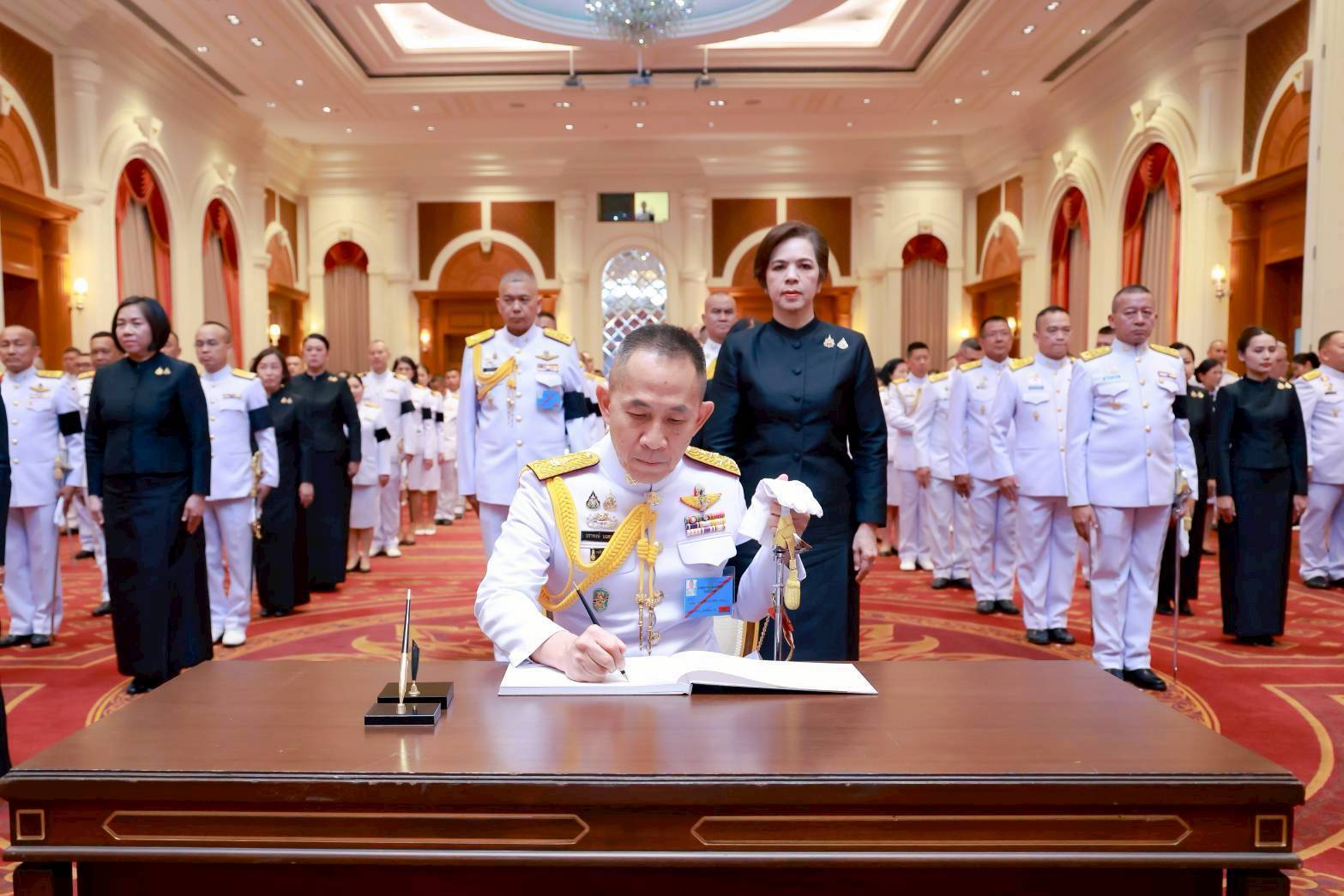 ๗๕ พิธีลงนามถวายความอาลัยสมเด็จพระเจ้าลูกเธอ เจ้าฟ้าพัชรกิติยาภา นเรนทิราเทพยวดี กรมหลวงราชสาริณีสิริพัชร มหาวัชรราชธิดา