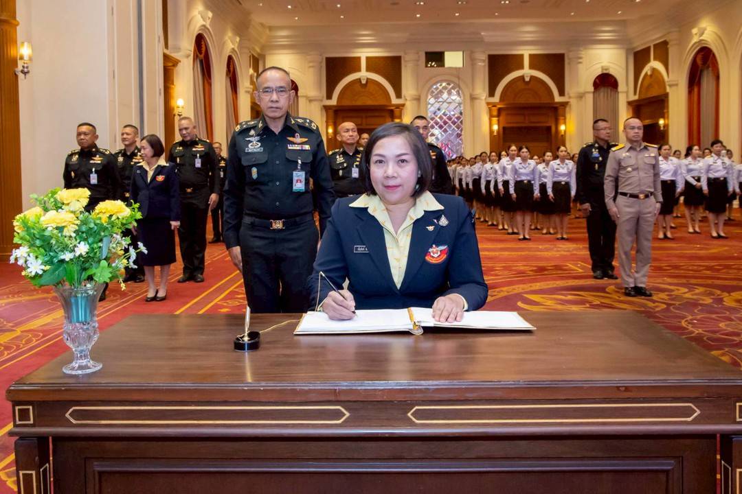๗๙ พิธีลงนามถวายพระพร สมเด็จพระอริยวงศาคตญาณ สมเด็จพระสังฆราช สกลมหาสังฆปริณายก เนื่องในโอกาสวันคล้ายวันประสูติ (๒๖ มิ.ย.๖๙)