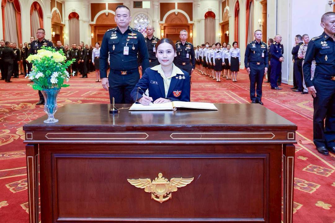 ๗๙ พิธีลงนามถวายพระพร สมเด็จพระอริยวงศาคตญาณ สมเด็จพระสังฆราช สกลมหาสังฆปริณายก เนื่องในโอกาสวันคล้ายวันประสูติ (๒๖ มิ.ย.๖๙)