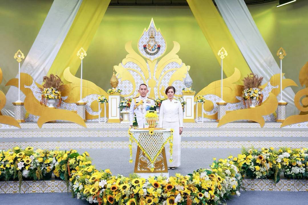 ๘๘ การบันทึกเทปโทรทัศน์อาเศียรวาทถวายพระพรชัยมงคล เนื่องในโอกาสวันเฉลิมพระชนมพรรษาพระบาทสมเด็จพระเจ้าอยู่หัว (สป.)