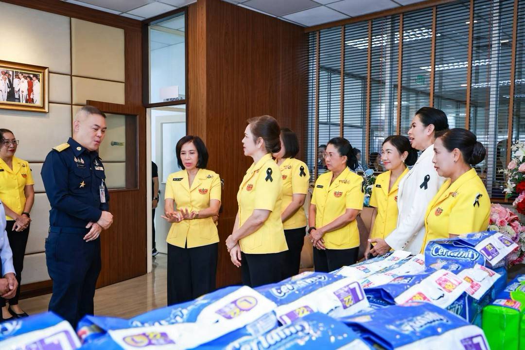๙๔ กิจกรรมสาธารณประโยชน์ และสนับสนุนการดูแลผู้ป่วย โดยการมอบหมอนหลอดเพื่อสุขภาพและเวชภัณฑ์ให้กับโรงพยาบาลภูมิพลอดุลยเดช กรมแพทย์ทหารอากาศ