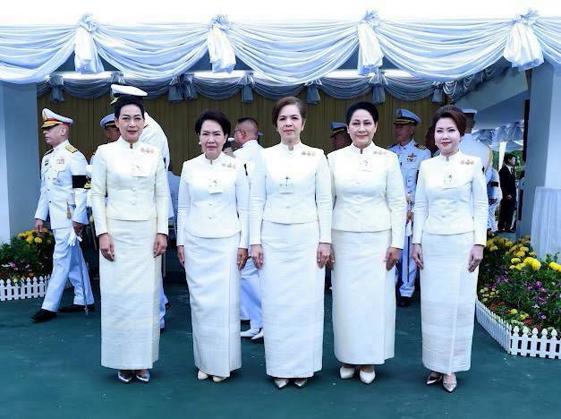 ๙๕ พิธีเจริญพระพุทธมนต์และพิธีทำบุญตักบาตรถวายเป็นพระราชกุศล เนื่องในโอกาสวันเฉลิมพระชนมพรรษาพระบาทสมเด็จพระเจ้าอยู่หัว (๒๘ ก.ค.๖๙)