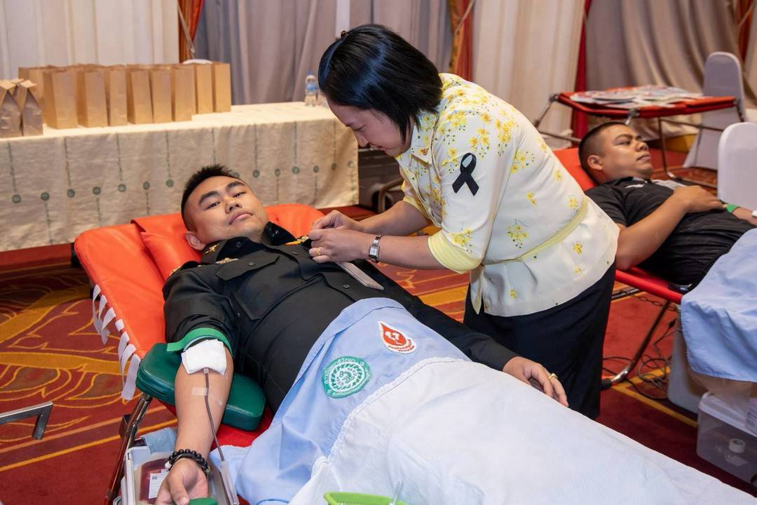 ๑๐๑ กิจกรรมบริจาคโลหิตถวายเป็นพระราชกุศลเนื่องในโอกาสวันคล้ายวันพระราชสมภพสมเด็จพระนางเจ้าสิริกิติ์ พระบรมราชินีนาถ พระบรมราชชนนีพันปีหลวง (๑๒ ส.ค.๖๙)