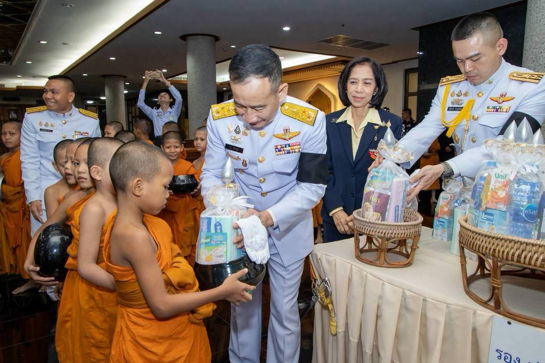 ๑๐๒ การจัดกิจกรรมเฉลิมพระเกียรติสมเด็จพระนางเจ้าสิริกิติ์ พระบรมราชินีนาถ พระบรมราชชนนีพันปีหลวง เนื่องในวันคล้ายวันพระราชสมภพ (๑๒ ส.ค.๖๙)