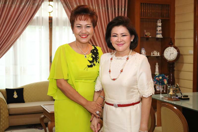 023 นายกสมาคมภริยาฯ เข้าแสดงความยินดีแก่ คุณปรานี อารีนิจ นายกสมาคมภริยาทหารเรือ ในโอกาสเข้ารับตำแหน่งใหม่
