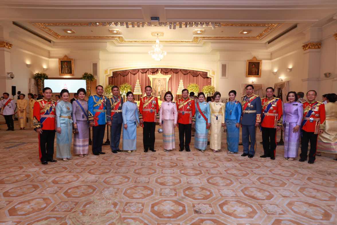 102 ปลัดกระทรวงกลาโหมและนายกสมาคมภริยาฯ ร่วมงานสโมสรสันนิบาตเฉลิมพระเกียรติ
