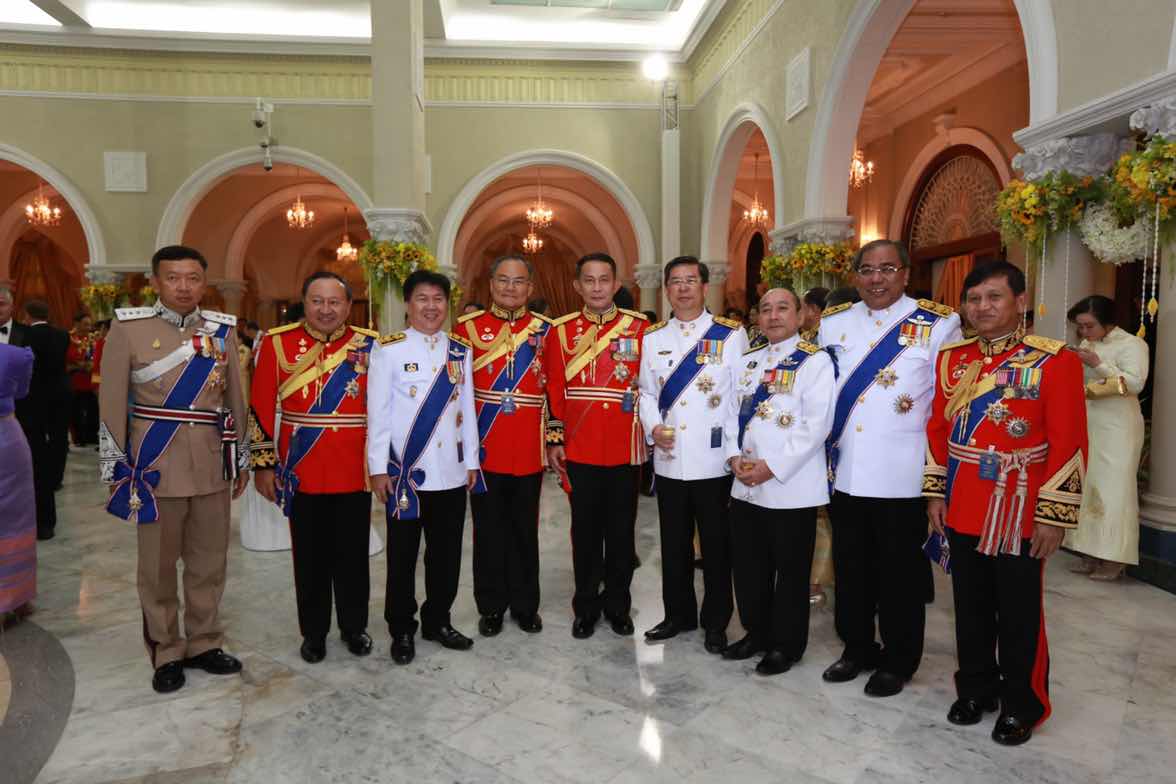 102 ปลัดกระทรวงกลาโหมและนายกสมาคมภริยาฯ ร่วมงานสโมสรสันนิบาตเฉลิมพระเกียรติ