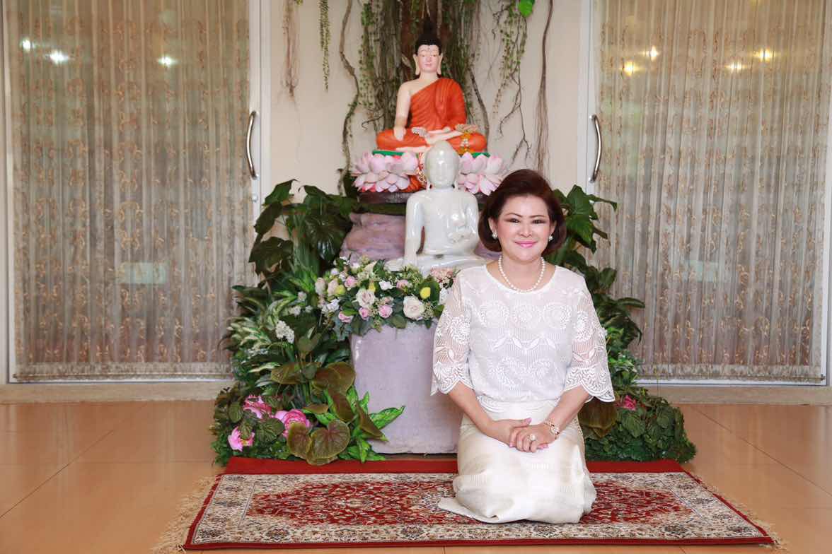 111 นายกสมาคมภริยาฯ เป็นประธานในพิธีถวายมหาสังฆทานและพิธีห่มผ้าหลวงพ่อสมปรารถนา ณ วัดพิชยญาติการามวรวิหาร