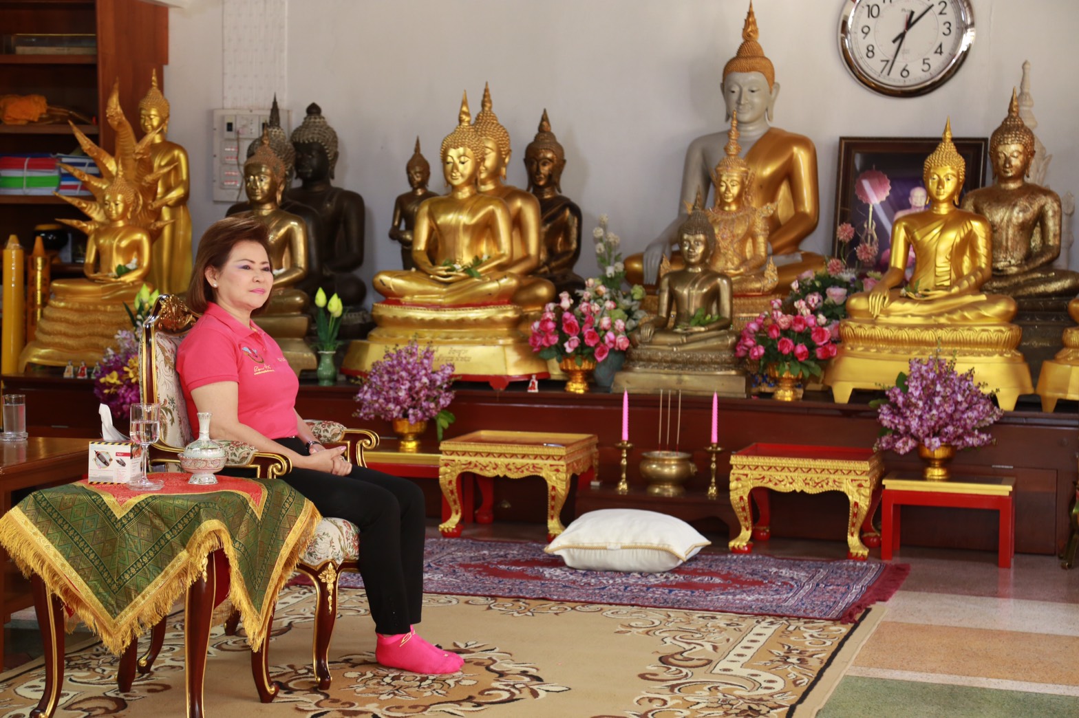 118 นายกสมาคมภริยาฯ พร้อมอุปนายกสมาคมภริยาฯและคณะกรรมการสมาคมภริยาฯ ร่วมทำบุญถวายเทียนเข้าพรรษา,ผ้าอาบน้ำฝน พร้อมเครื่องไทยทาน ณ. วัดใหญ่ชัยมงคล จังหวัดพระนครศรีอยุธยา วัดใหญ่ชัยมงคล
