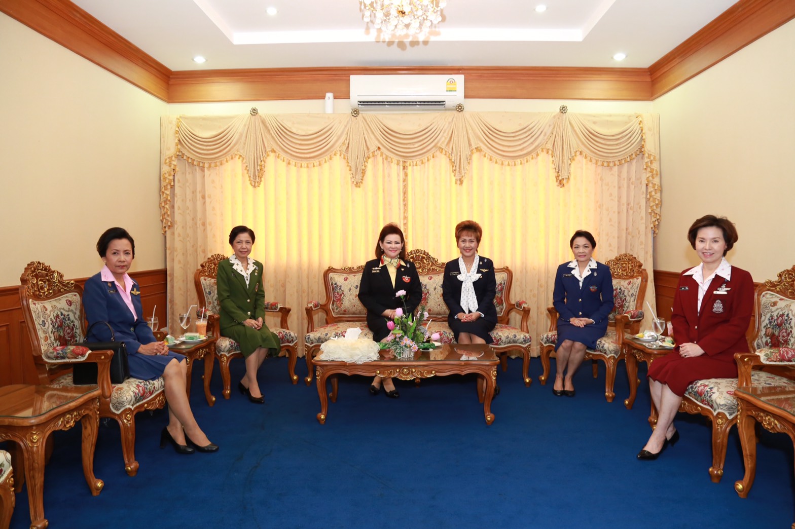 124 สมาคมแม่บ้านเหล่าทัพ ร่วมจัดกิจกรรมเฉลิมพระเกียรติสมเด็จพระนางเจ้าฯพระบรมราชินีนาถ เนื่องในโอกาส มหามงคลเฉลิมพระชนมพรรษา ๘๔ พรรษา