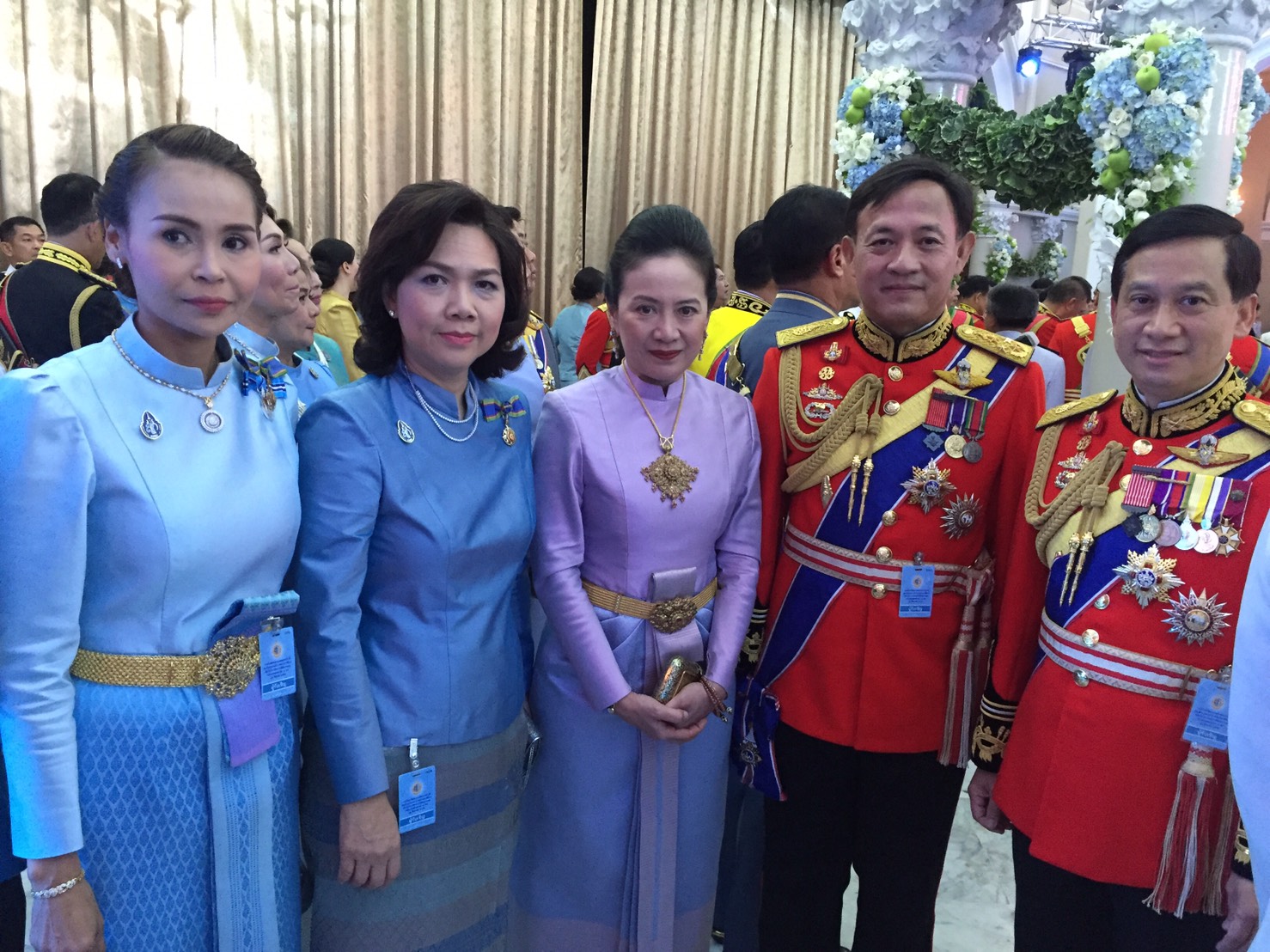 127 ปลัดกระทรวงกลาโหมและนายกสมาคมภริยาฯ ร่วมงานสโมสรสันนิบาต เนื่องในโอกาสพระราชพิธีมหามงคลเฉลิมพระชนมพรรษา ๗ รอบ