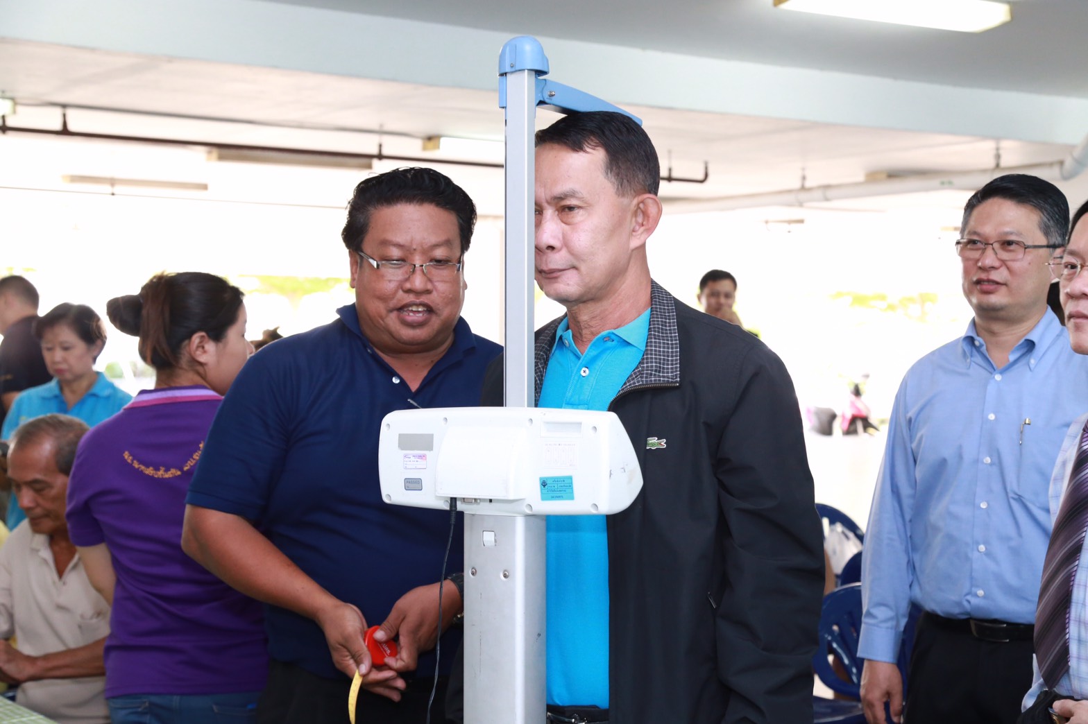 136 ปลัดกระทรวงกลาโหม และนายกสมาคมภริยาฯ ร่วมงานกิจกรรมของโครงการ "ครอบครัวอบอุ่นใจ สายใยกำลังพล รักษ์สุขภาพดีมีความสุข"