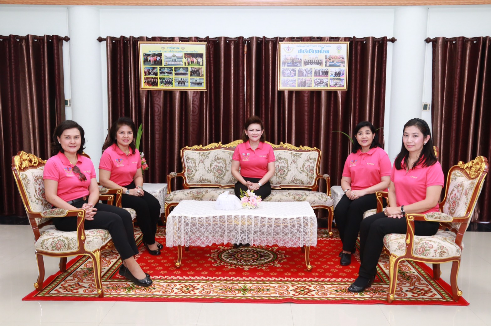 153 นายกสมาคมภริยาฯ นำคณะกรรมการสมาคมภริยาฯ ตรวจเยี่ยมศูนย์ส่งเสริมความรู้สู่อนาคต โรงงานวัตถุระเบิดทหาร จังหวัดนครสวรรค์