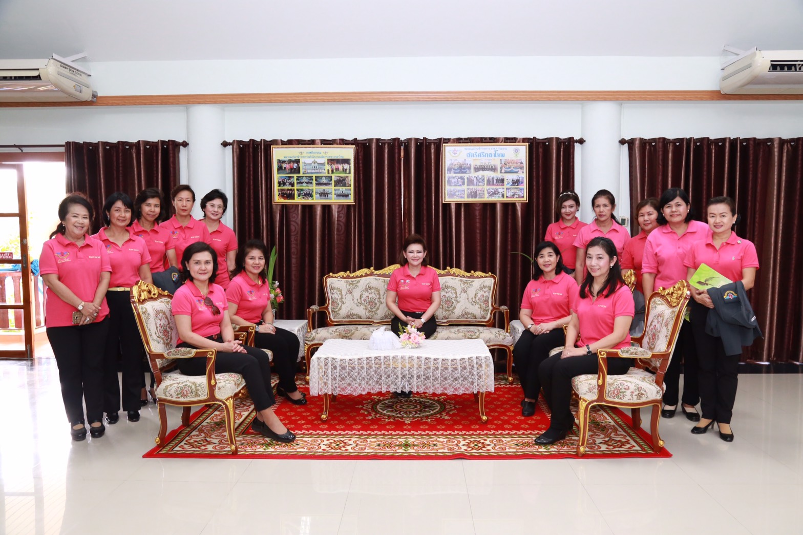 153 นายกสมาคมภริยาฯ นำคณะกรรมการสมาคมภริยาฯ ตรวจเยี่ยมศูนย์ส่งเสริมความรู้สู่อนาคต โรงงานวัตถุระเบิดทหาร จังหวัดนครสวรรค์