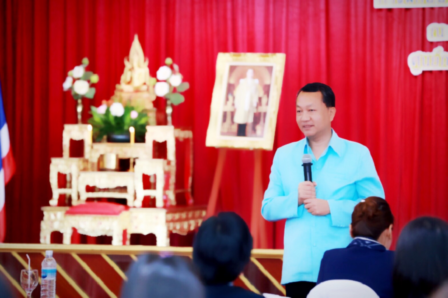 154 สมาคมภริยาฯ ร่วมกับสถาบันกันตะบุตร ได้จัดอบรมบุคลิกภาพและการพูด "หลักสูตรการพูดในที่ชุมชนสำหรับผู้บริหาร" ให้กับสมาชิกสมาคมภริยาฯ (คณะกรรมการและสมาชิกข้าราชการในสังกัด สป.รุ่นที่ 1) ณ ห้องเอนกประสงค์ กรมการอุตสาหกรรมทหาร