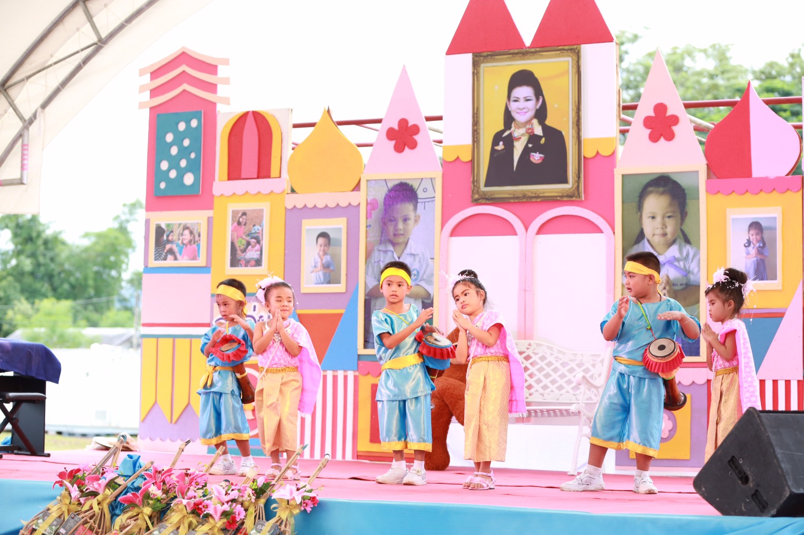 161 นายกสมาคมภริยาฯ นำคณะกรรมการสมาคมภริยาฯ พบปะครอบครัวกำลังพล ตามโครงการครอบครัวอบอุ่นใจ สายใยกำลังพล รักษ์สุขภาพดีมีความสุข ที่ศูนย์พัฒนาปิโตรเลียมภาคเหนือ