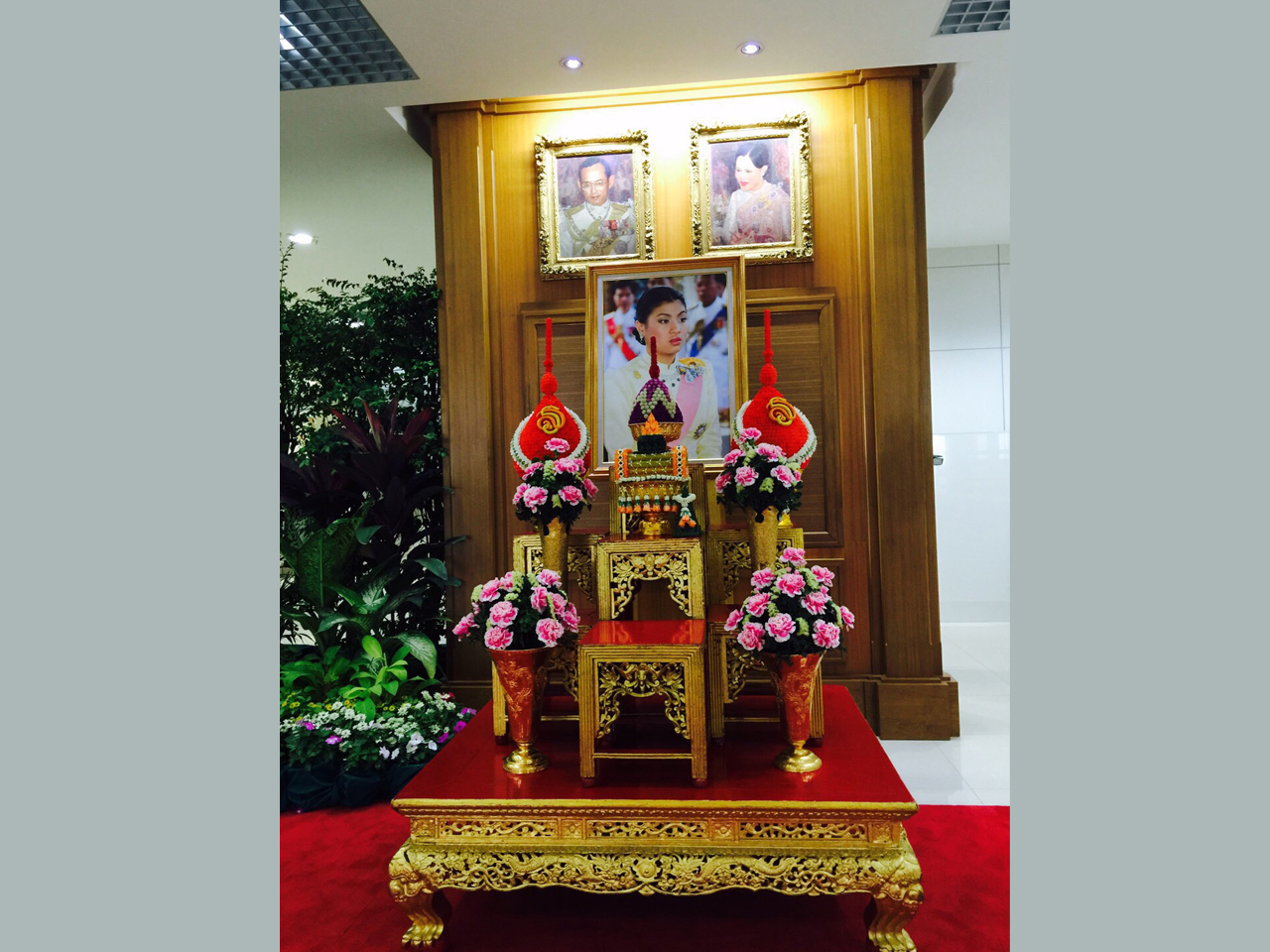 025 เมื่อวันที่ 8 มกราคม 2560 กรรมการสมาคมภริยาฯ เป็นผู้แทนนายกสมาคมภริยาฯ พร้อมด้วยคณะกรรมการสมา...