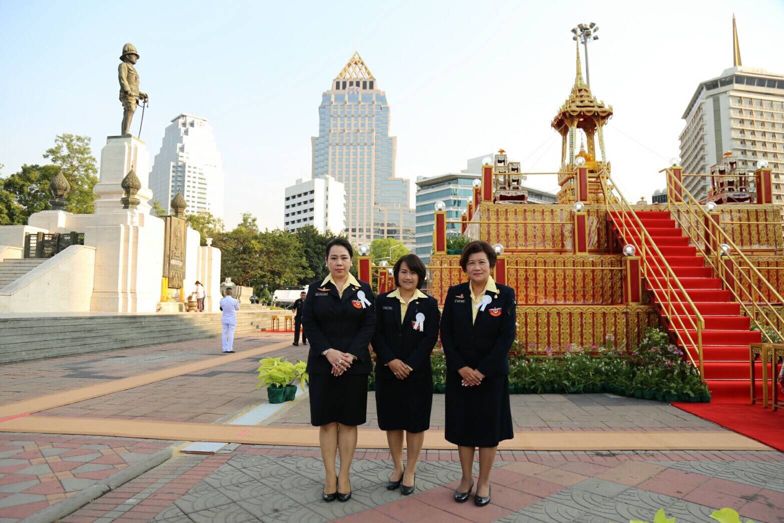 037 เมื่อวันที่ 7 กุมภาพันธ์ 2560 คุณมัลลิกา ประวิตร ณ อยุธยา เป็นผู้แทนนายกสมาคมภริยาฯ พร้อมด้ว...