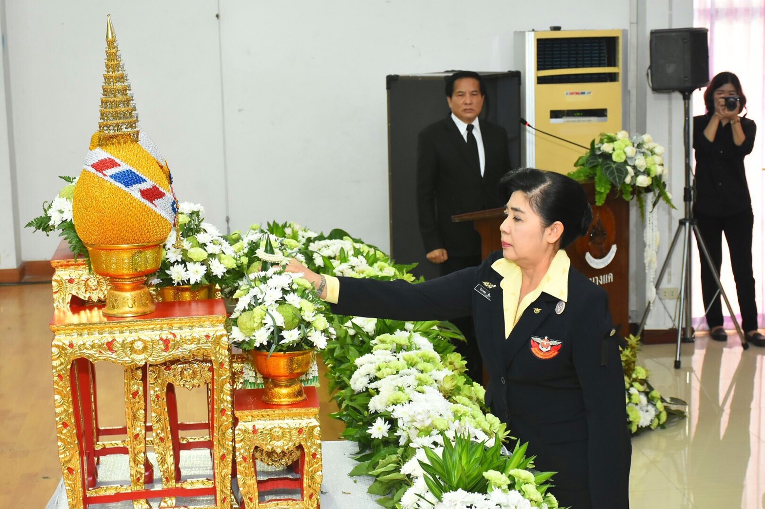077 เมื่อวันที่ 11 กรกฎาคม 2560 นายกสมาคมภริยาฯ และคณะกรรมการสมาคมฯ ร่วมกับสมาคมแม่บ้านทหาร-ตำรว...