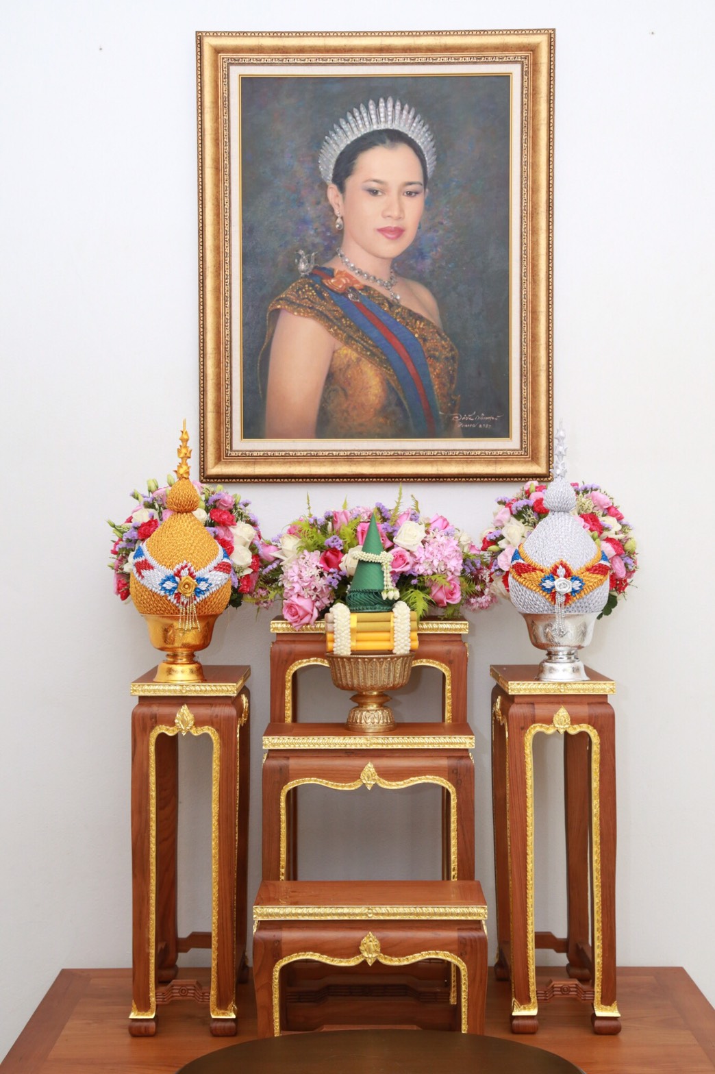 095 เมื่อวันที่ 12 สิงหาคม 2560 พ.อ.หญิงวรรณวิมล ทศวัฒน์ เป็นผู้แทนนายกสมาคมภริยาฯ พร้อมคณะฯ ร่ว...