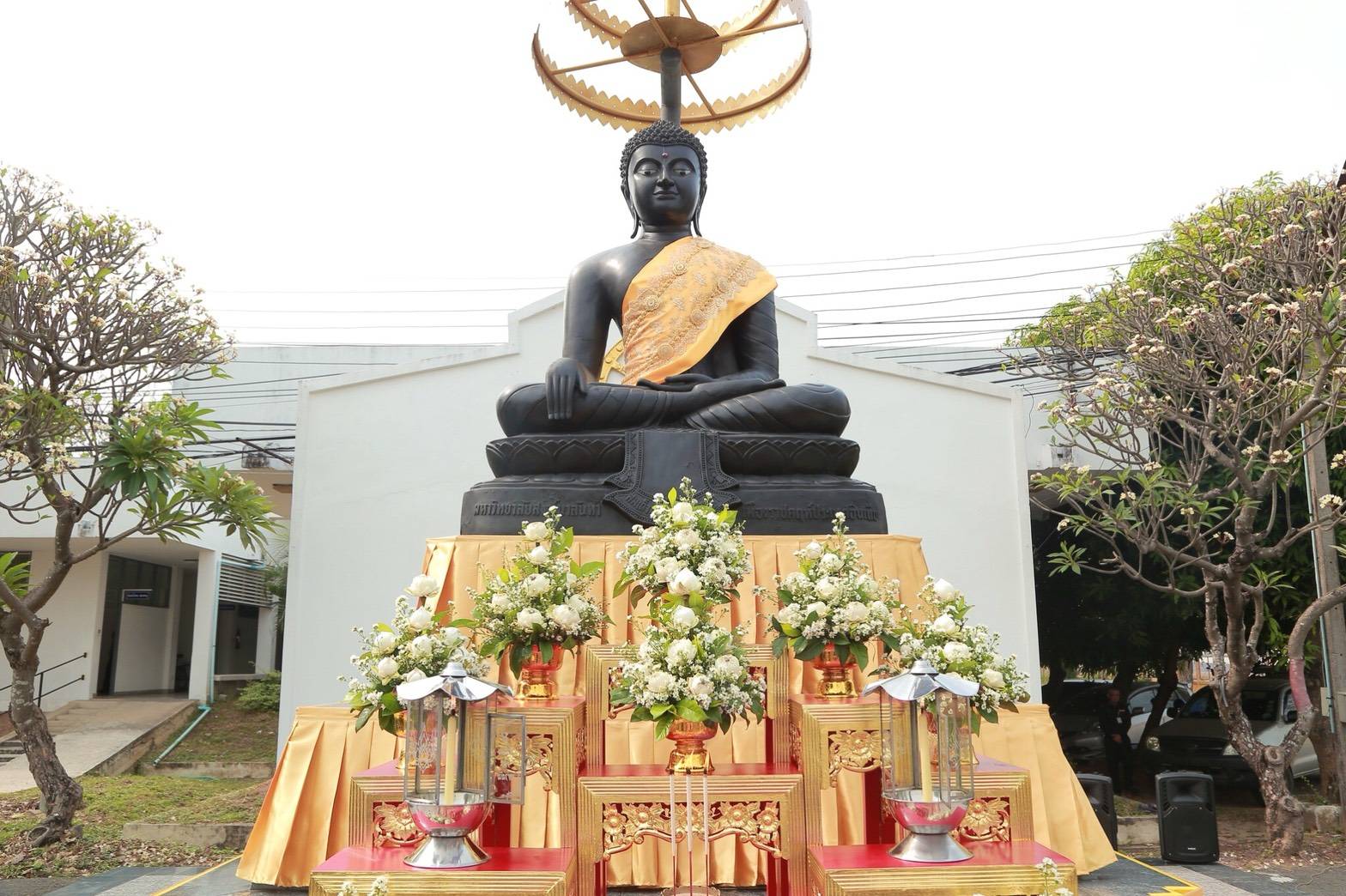 ๐๕๘ เมื่อวันที่ ๒๘ มีนาคม ๒๕๖๑ นายกสมาคมภริยาฯ พร้อมด้วยคณะกรรมการฯ เดินทางไปตรวจเยี่ยมโครงก...