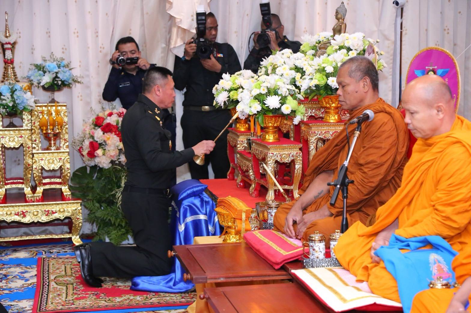 ๑๐๘ เมื่อวันพุธที่ ๒๐ กันยายน ๒๕๖๑ คุณนริศรา ทิพยจันทร์ นายกสมาคมภริยาฯ ร่วมงานวันคล้ายวันสถาปนา ศอว.ศอพท.ครบรอบปีที่ ๓๙