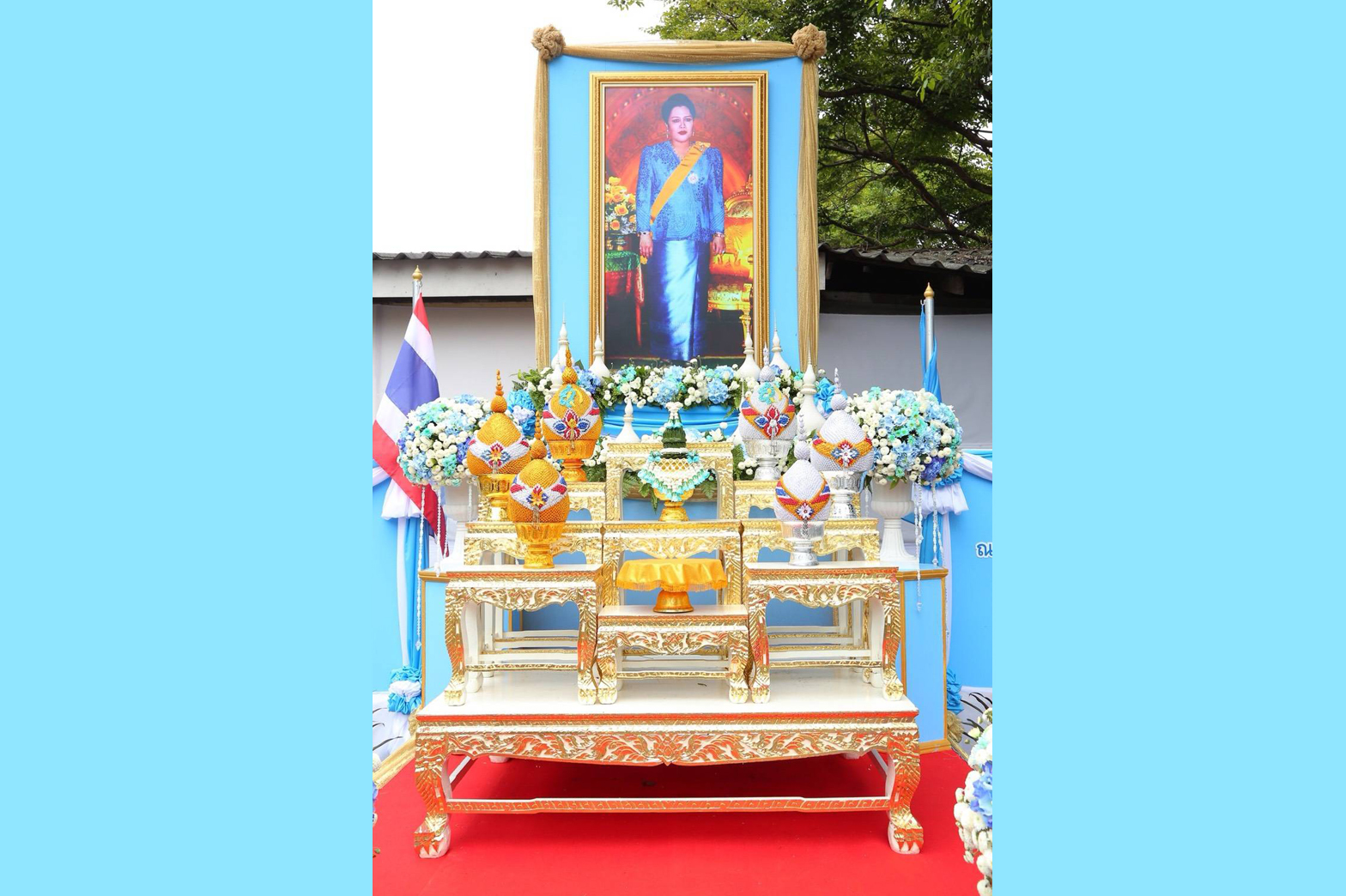 ๐๘๙ เมื่อวันที่ ๙ สิงหาคม ๒๕๖๑ นายกสมาคมภริยาฯ พร้อมด้วย คณะกรรมการฯ ร่วมกิจกรรมเฉลิมพระเกียรติ