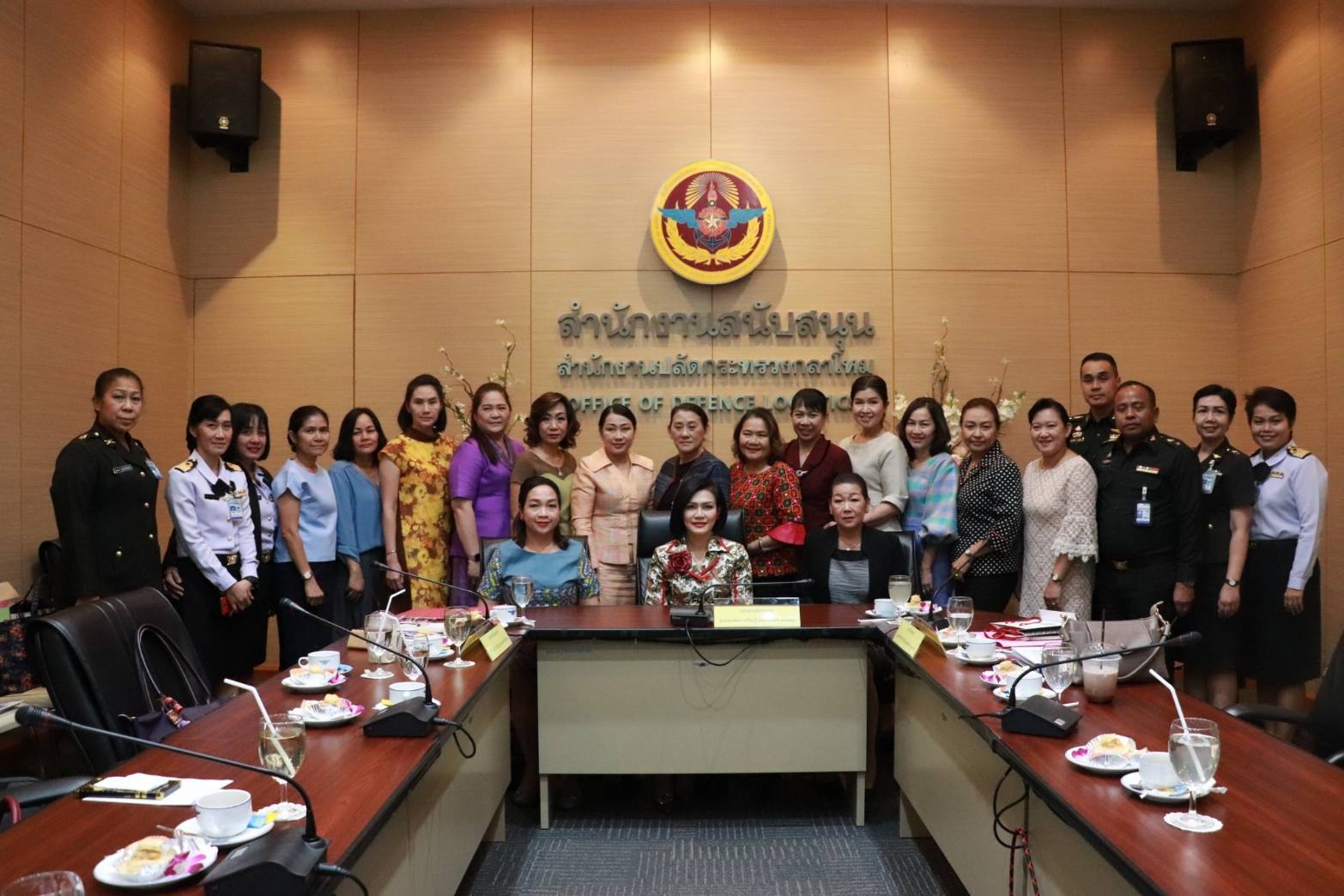 044 เมื่อวันที่ ๑๙ ธันวาคม ๒๕๖๒ คุณยุคลธร เกษโกวิท อุปนายกสมาคมภริยาฯ เป็นประธานการประชุมโครงการศูนย์ส่งเสริมการเรียนรู้และครอบครัวพอเพียง ณ ห้องประชุม ชั้น ๖ สำนักงานสนับสนุนสำนักงานปลัดกระทรวงกลาโหม(พื้นที่ถนนประชาชื่น)
