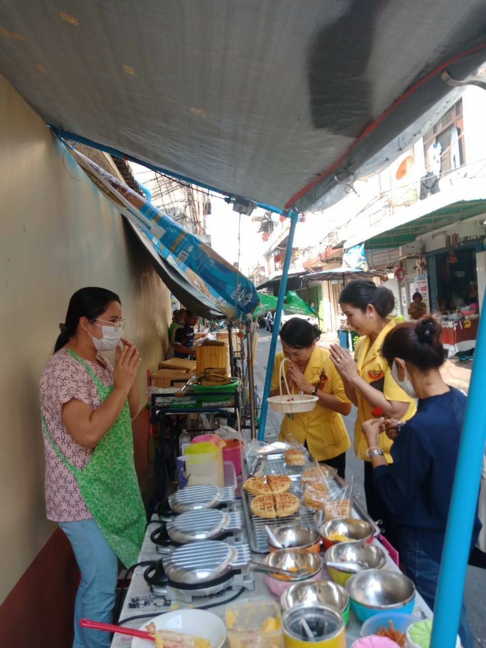 069 เมื่อวันที่ ๓๑ มกราคม ๒๕๖๓ นายกสมาคมภริยาฯ นำคณะกรรมการฯ จำหน่ายดอกป๊อบปี้ ภายในศาลาว่าการกลาโหม และแหล่งชุมชนรอบๆกระทรวงกลาโหม เพื่อนำรายได้ไปมอบให้มูลนิธิสงเคราะห์ครอบครัวทหารผ่านศึก นำไปช่วยเหลือทหารผ่านศึกและครอบครัว ตลอดจนสาธารณกุศลต่างๆ
