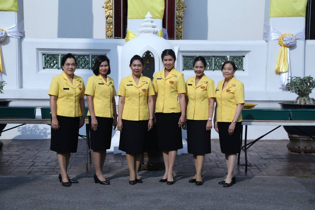 072 เมื่อวันที่ ๗ กุมภาพันธ์ ๒๕๖๓ คุณศิริรัตน์ สันทัดรบ เป็นผู้แทนนายกสมาคมภริยาฯ พร้อมด้วยคณะกรรมการฯ ร่วมกิจกรรมส่งเสริมพระพุทธศาสนา ณ วัดชิโนรสาราม วรวิหาร เขตบางกอกน้อย กรุงเทพฯ