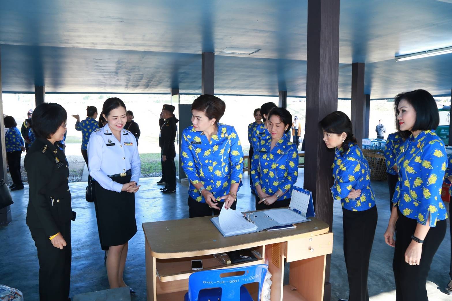 073 เมื่อวันที่ ๔-๗ กุมภาพันธ์ ๒๕๖๓ คุณรมิดา อินทรเจริญ นายกสมาคมภริยาฯ พร้อมด้วยคณะกรรมการฯ เดินทางไปตรวจเยี่ยมโครงการต่างๆ ของสมาคมฯ ณ ศูนย์พัฒนาปิโตรเลียมภาคเหนือ กรมการพลังงานทหาร ศูนย์การอุตสาหกรรมป้องกันประเทศและพลังงานทหาร อ.ฝาง จ.เชียงใหม่