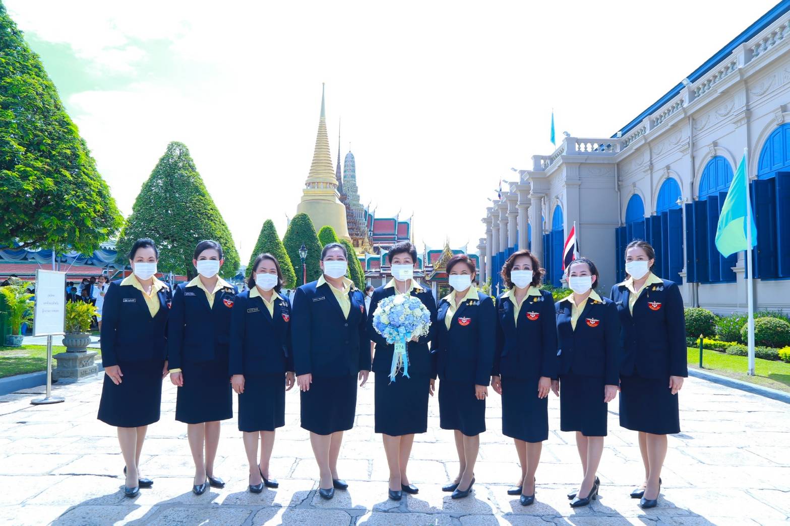 104 เมื่อวันพุธที่ ๑๒ สิงหาคม ๒๕๖๓ คุณนวลจันทร์ พูนสวัสดิ์ เป็นผู้แทนนายกสมาคมภริยาข้าราชการสำนัก...