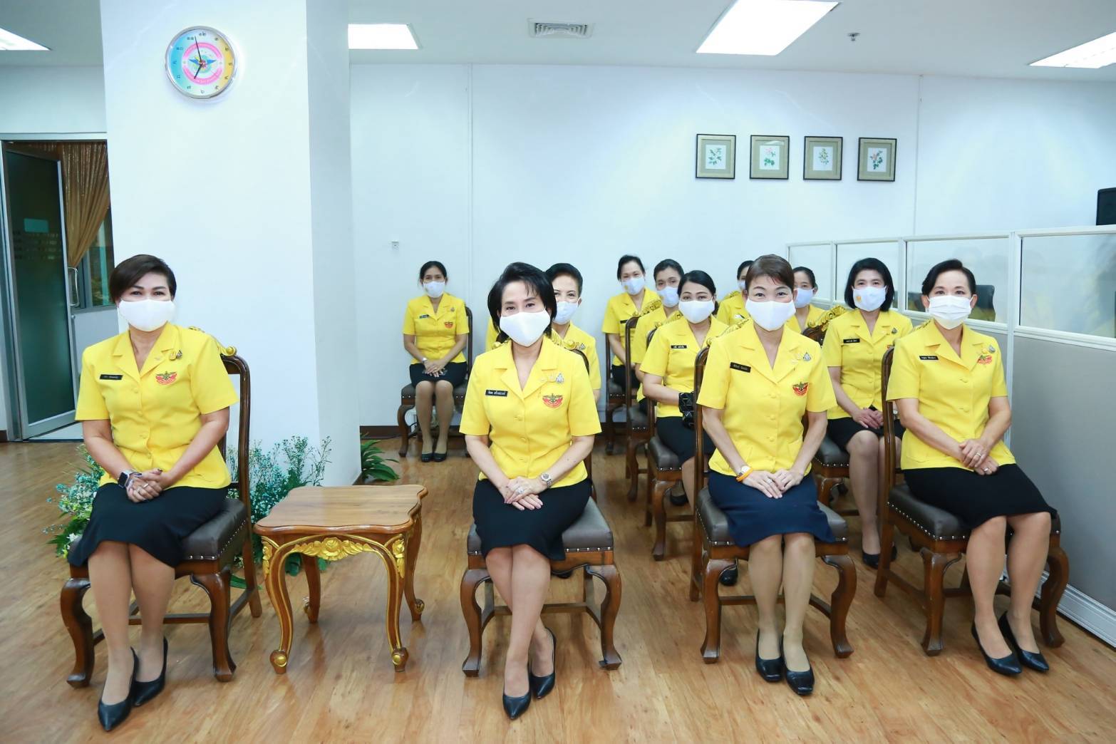 109 เมื่อวันพฤหัสบดีที่ ๓ กันยายน ๒๕๖๓ คุณรมิดา อินทรเจริญ นายกสมาคมภริยาข้าราชการสำนักงานปลัดกระทรวงกลาโหม พร้อมด้วยคณะกรรมการสมาคมฯ ร่วมงานวันคล้ายวันสถาปนากรมเทคโนโลยีสารสนเทศและอวกาศกลาโหม ครบรอบปีที่ ๒๕ ณ อาคารสำนักงานปลัดกระทรวงกลาโหม พื้นที่ศรีสมาน จ.นนทบุรี