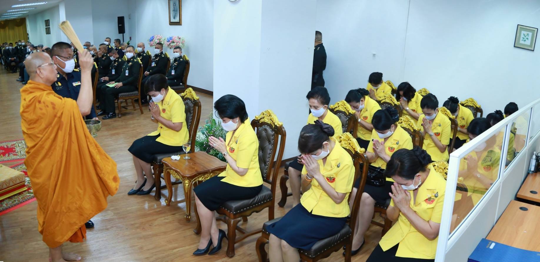 109 เมื่อวันพฤหัสบดีที่ ๓ กันยายน ๒๕๖๓ คุณรมิดา อินทรเจริญ นายกสมาคมภริยาข้าราชการสำนักงานปลัดกระทรวงกลาโหม พร้อมด้วยคณะกรรมการสมาคมฯ ร่วมงานวันคล้ายวันสถาปนากรมเทคโนโลยีสารสนเทศและอวกาศกลาโหม ครบรอบปีที่ ๒๕ ณ อาคารสำนักงานปลัดกระทรวงกลาโหม พื้นที่ศรีสมาน จ.นนทบุรี