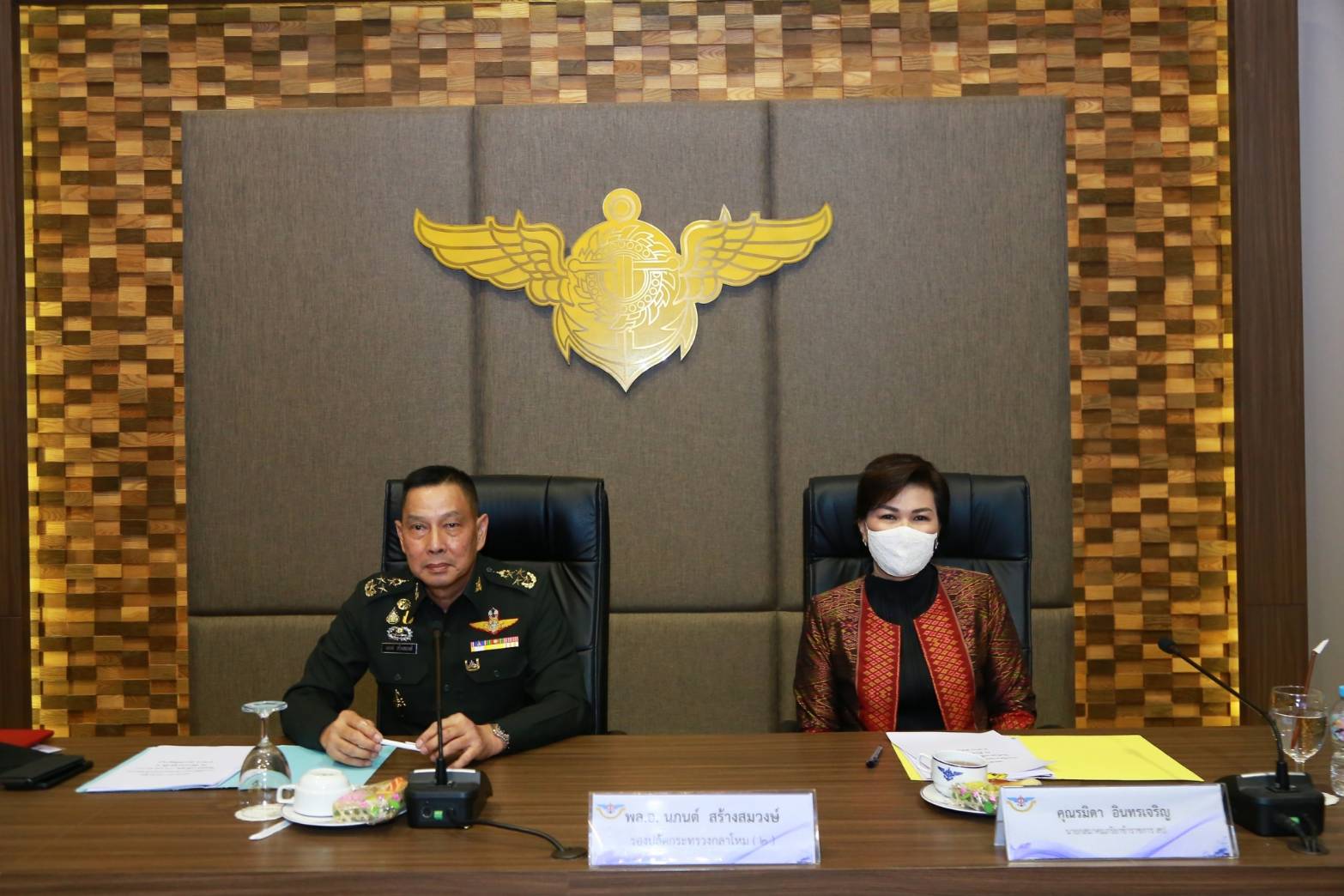 115 เมื่อ​วันอังคาร​ที่​ ๒๒​ กันยายน​ ๒๕๖๓​ คุณร​มิ​ดา​ อินทร​เจริญ​ นายก​สมาคม​ภริยา​ข้าราชการ​ส...