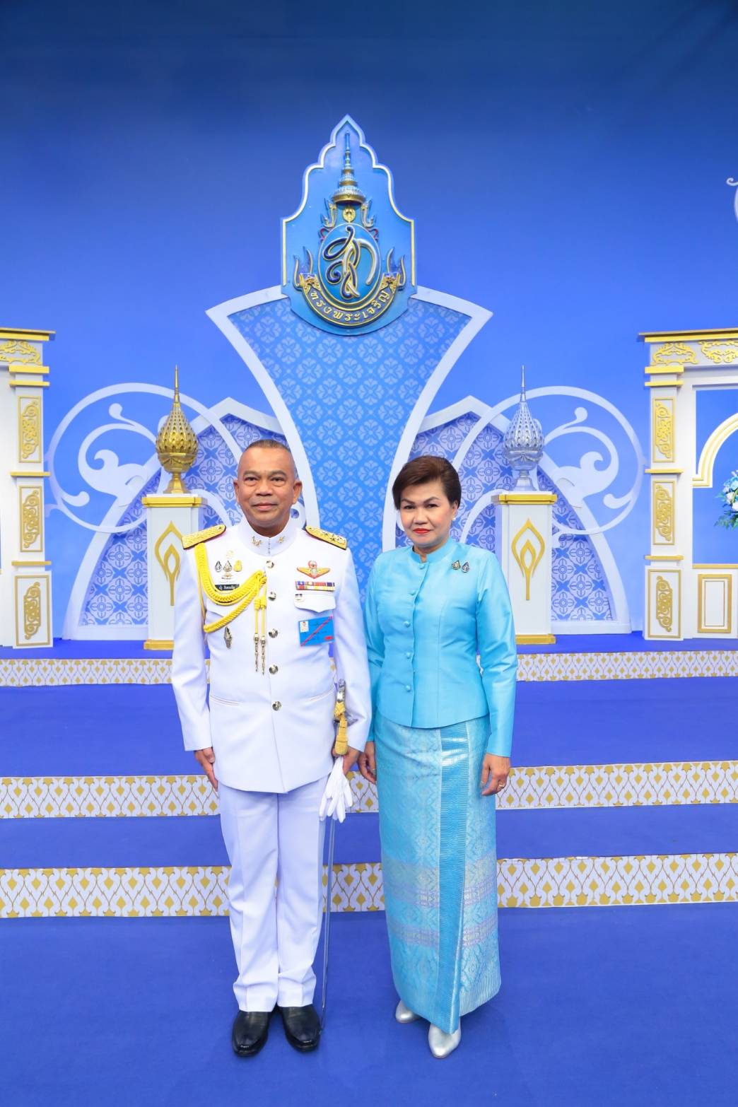 ๑๐๖ เมื่อวันที่ ๖ สิงหาคม ๒๕๖๒ พล.อ.ณัฐ อินทรเจริญ ปลัดกระทรวงกลาโหม พร้อมด้วย คุณรมิดา อินทรเจริญ นายกสมาคมภริยาฯ นำคณะนายทหารชั้นผู้ใหญ่พร้อมภริยา บันทึกเทปโทรทัศน์อาเศียรวาท ถวายพระพรชัยมงคล เนื่องในโอกาสมหามงคลเฉลิมพระชนมพรรษา สมเด็จพระนางเจ้าสิริกิติ์ พระบรมราชินีนาถ พระบรมราชชนนีพันปีหลวง ณ สถานีวิทยุโทรทัศน์แห่งประเทศไทย (สสท.) ถ.วิภาวดี-รังสิต กรุงเทพฯ
